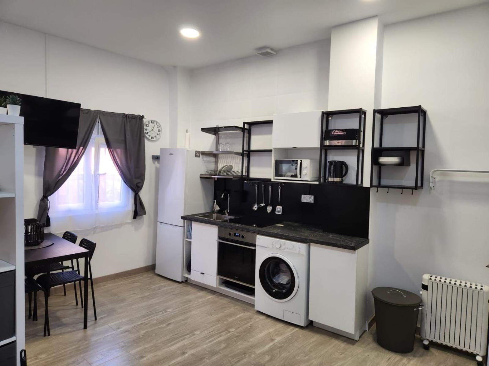 Plan B Madrid Vallecas Eksteriør billede